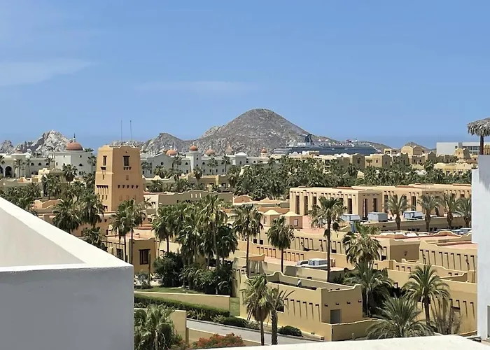 Walk To Beach, King Bed 2b2 Newly Furnished * Cabo San Lucas